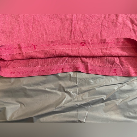 🩵Lululemon Hot Pink Tank Top (8) - Picture 5 of 6